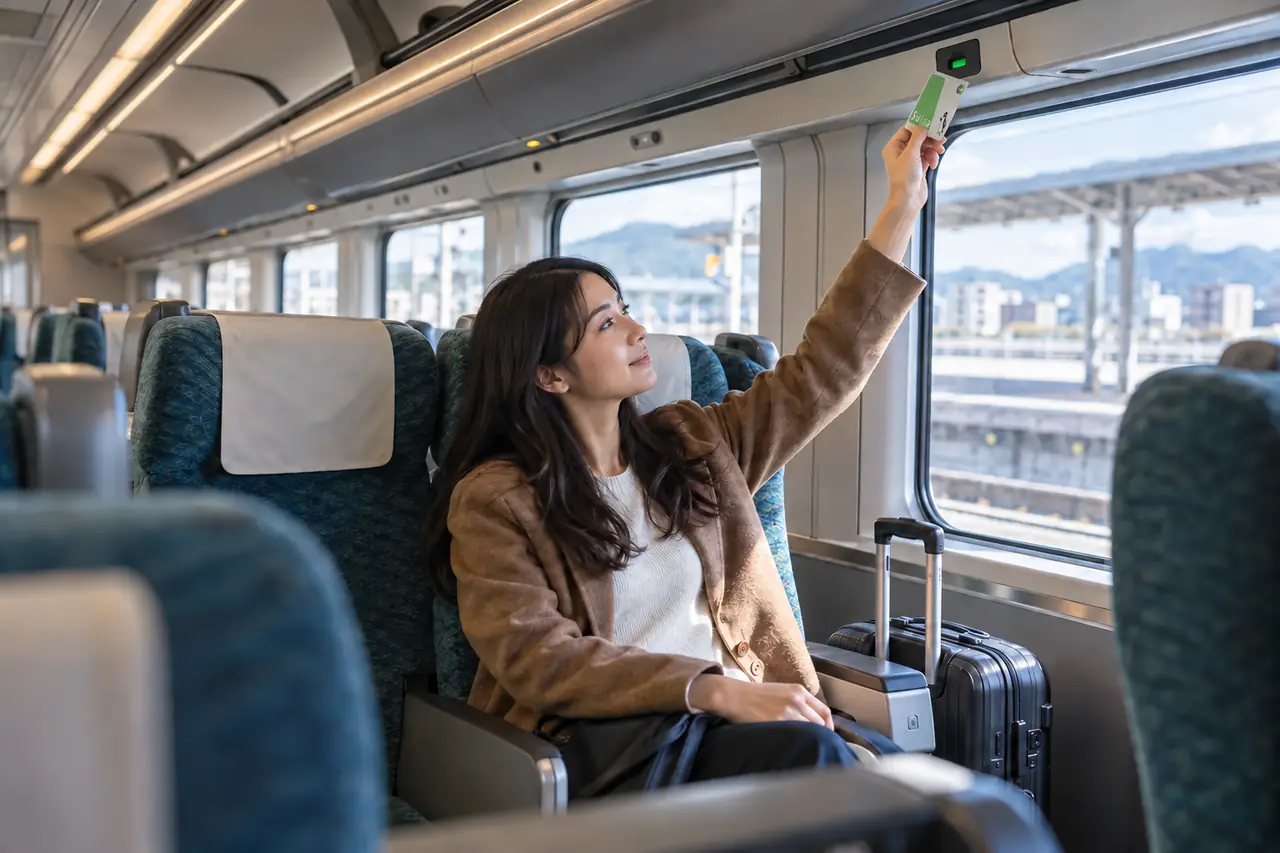 How to Use Japan’s Green Car: Suica Tickets, Prices & JR East Trains